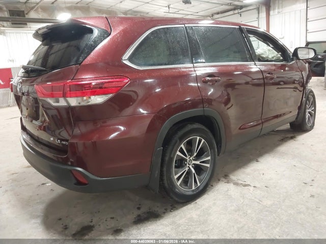 Продаж на аукціоні авто 2019 Toyota Highlander Le Plus, vin: 5TDBZRFH7KS994453, номер лоту: 44039063