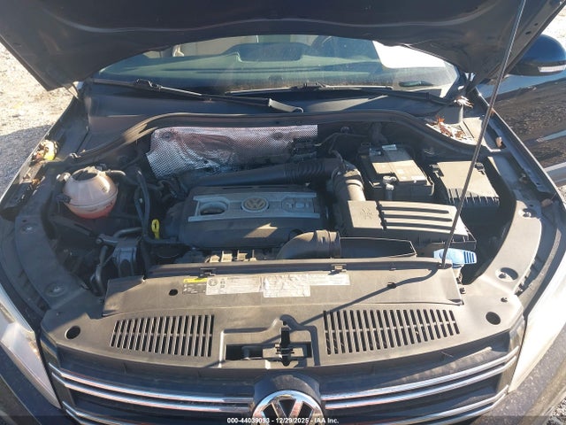 WVGAV3AX6EW624744 Volkswagen TIGUAN SE