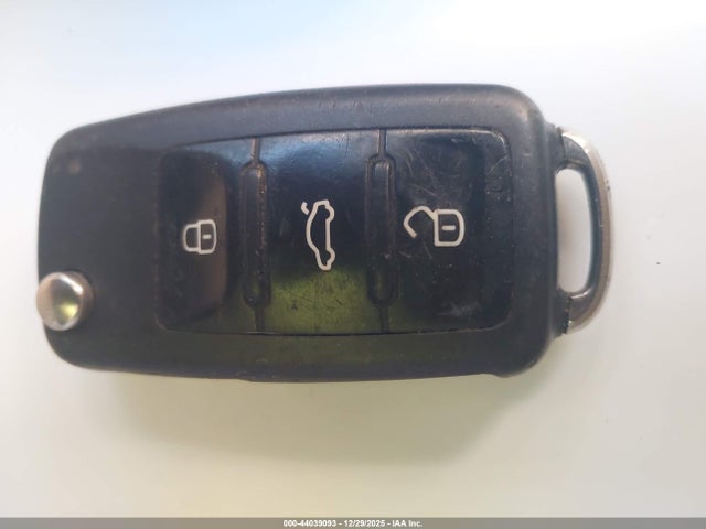 WVGAV3AX6EW624744 Volkswagen TIGUAN SE