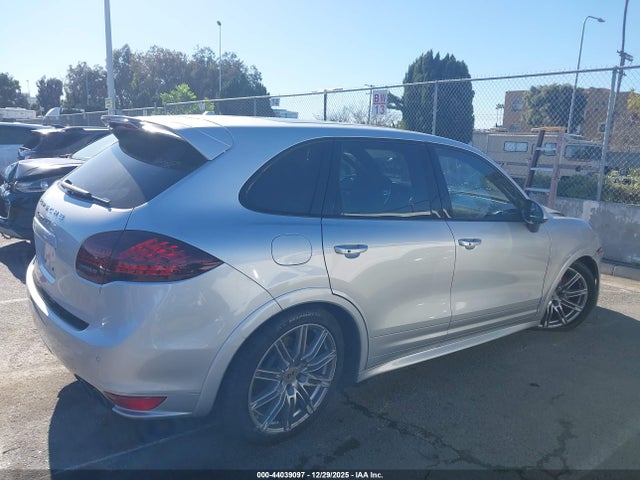 Porsche Cayenne Gts 2014 WP1AD2A29ELA76227 Image 13