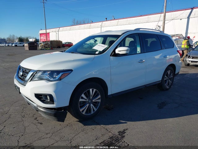 Nissan Pathfinder Sv 2017 5N1DR2MM9HC658339 Image 2