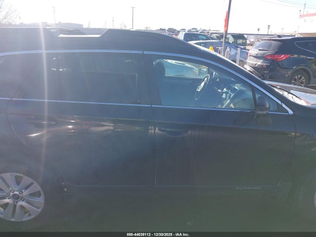 Subaru Outback 2.5i Premium 2018 4S4BSAFC8J3279767 Image 13