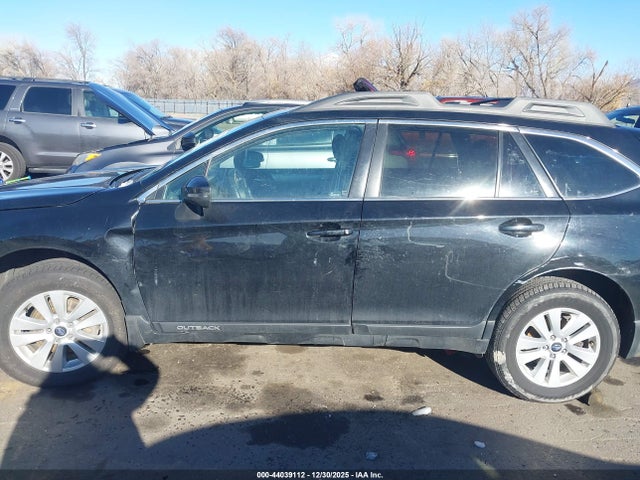 Subaru Outback 2.5i Premium 2018 4S4BSAFC8J3279767 Image 14