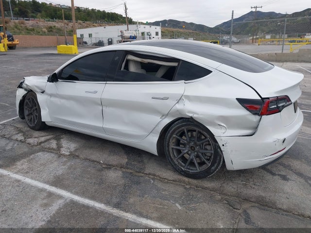 Tesla Model 3 Long Range/mid Range/standard Range/standard Range Plus 2019 5YJ3E1EA2KF509288 Image 13