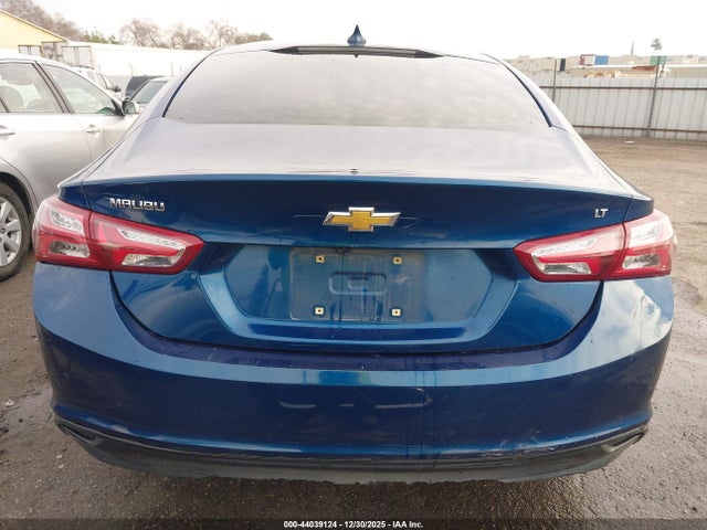 1G1ZD5ST1KF167556 Chevrolet MALIBU LT