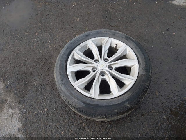 1G1ZD5ST1KF167556 Chevrolet MALIBU LT