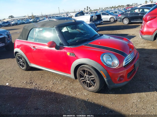 2013 MINI CONVERTIBLE WMWZN3C55DT568277