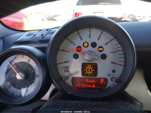 2013 MINI CONVERTIBLE WMWZN3C55DT568277 Photo 6