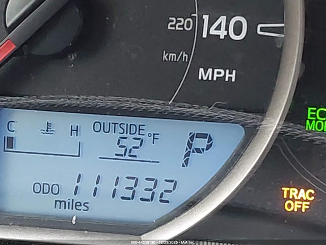 Toyota RAV4 LE 2015 JTMBFREV3FJ028281 Image 16