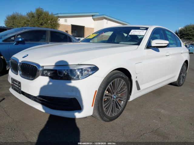 2019 BMW 530E WBAJA9C58KB388709 Photo 1