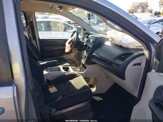 2C4RDGCG3FR632308 Dodge Grand Caravan Sxt