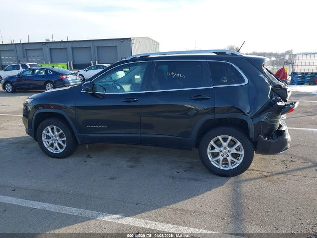 1C4PJMCS8FW642035 Jeep Cherokee Latitude