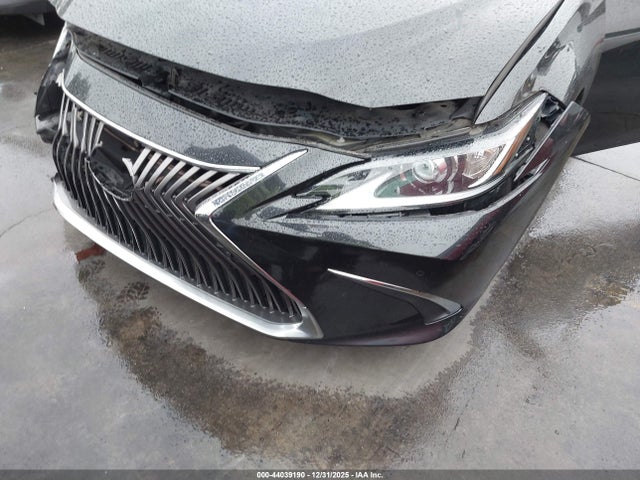 Lexus ES 300H 2021 58ADA1C11MU006403 Image 33