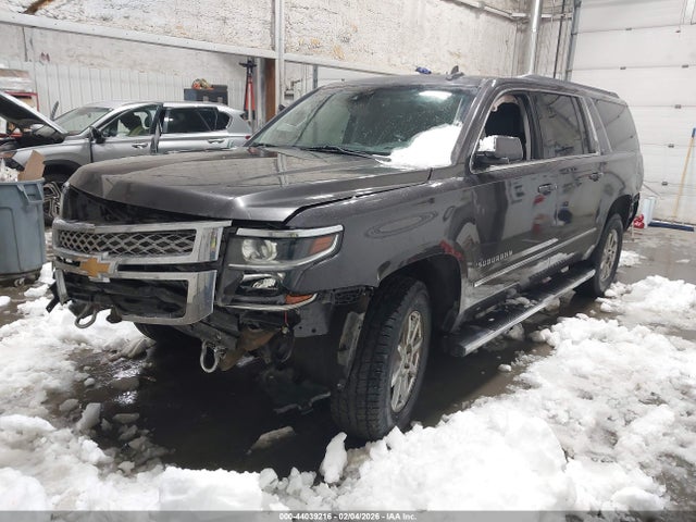 Chevrolet Suburban Lt 2017 1GNSCHKC5HR372499 Image 2