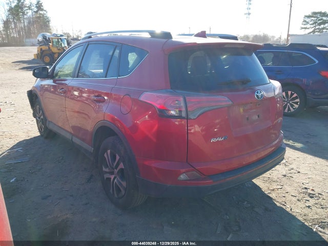 2017 TOYOTA RAV4 JTMZFREV9HJ120142 Photo 2