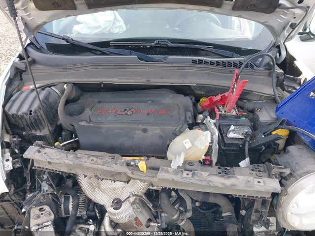 Jeep Renegade Latitude Fwd 2018 ZACCJABB7JPJ07859 Image 10