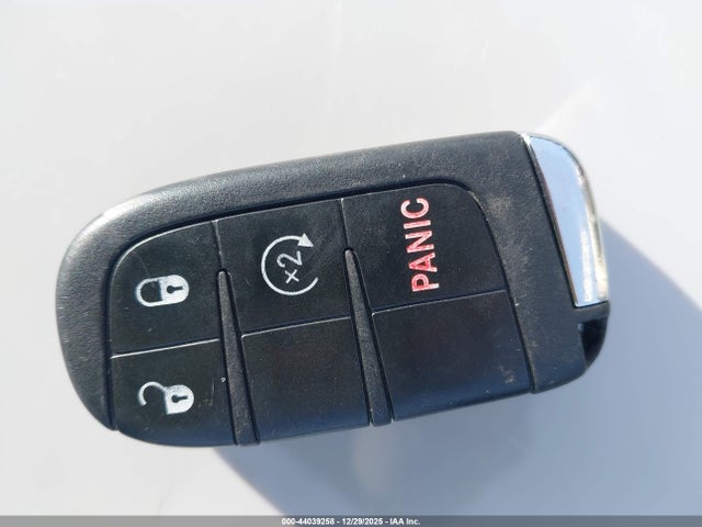Jeep Renegade Latitude Fwd 2018 ZACCJABB7JPJ07859 Image 11