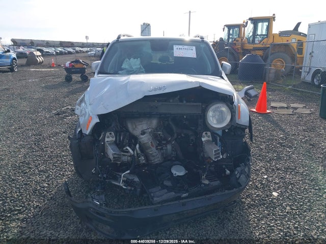 Jeep Renegade Latitude Fwd 2018 ZACCJABB7JPJ07859 Image 13