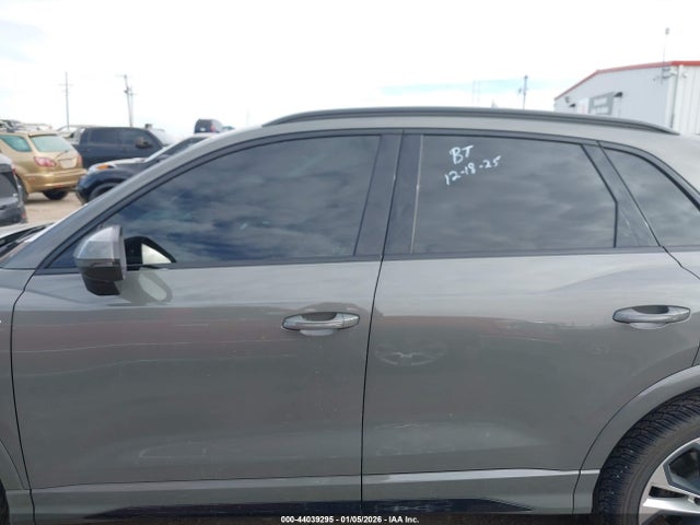 Продаж на аукціоні авто 2021 Audi Q3 Premium 45 Tfsi S Line Quattro Tiptronic, vin: WA1DECF35M1052434, номер лоту: 44039295