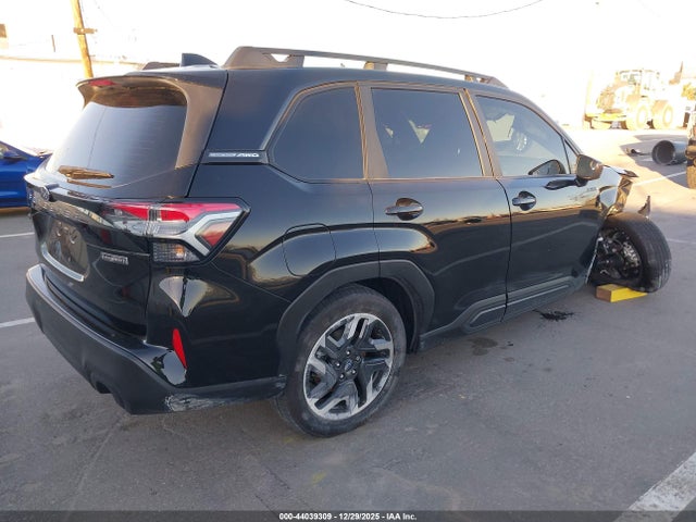 Subaru Forester Premium Hybrid 2025 JF2SLSED1SH423702 Image 4