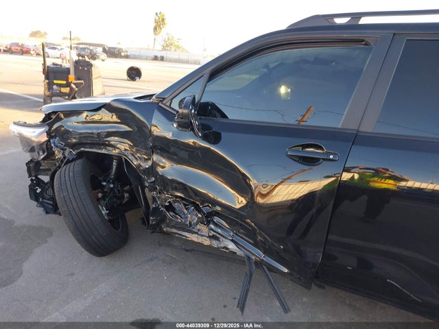Subaru Forester Premium Hybrid 2025 JF2SLSED1SH423702 Image 6