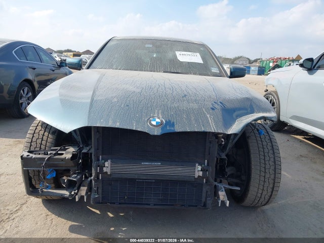 Продажа на аукционе авто 2021 Bmw 330i, vin: 3MW5R1J01M8B62017, номер лота: 44039322