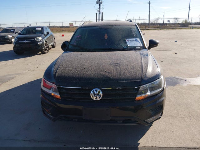 3VV3B7AX3KM100171 Volkswagen Tiguan