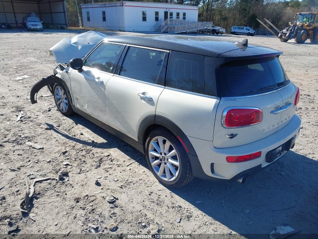 2017 MINI CLUBMAN WMWLU5C54H2E83725 Photo 2