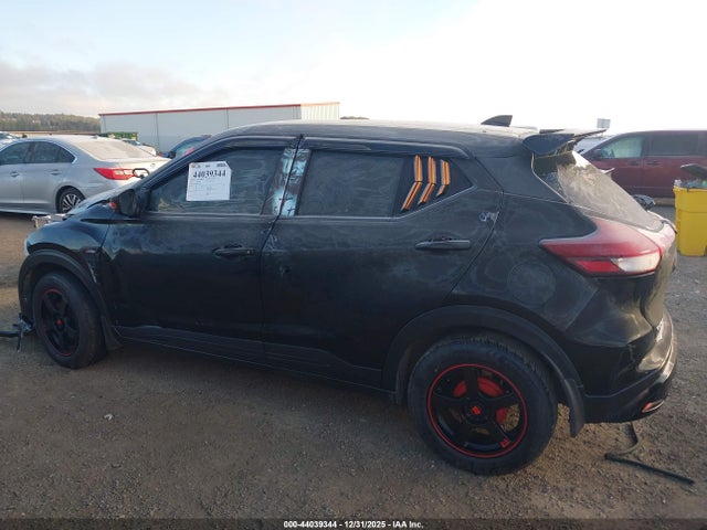 3N1CP5BV0SL477728 Nissan Kicks Play S
