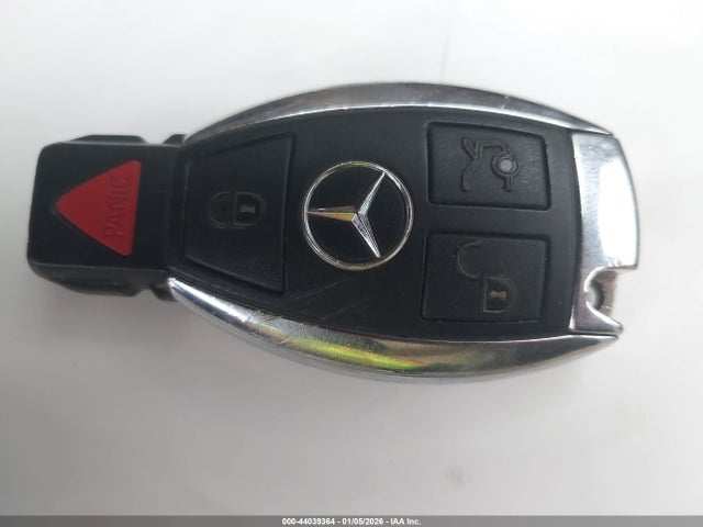 WDCGG8JB3FG440362 Mercedes-Benz Glk 350 4matic