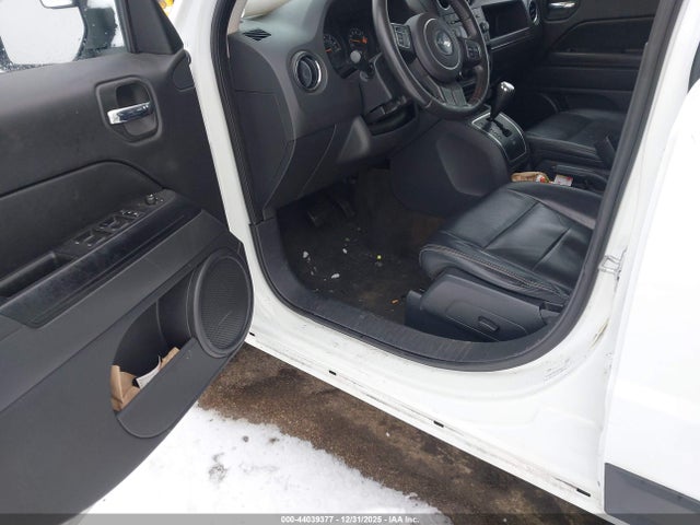1C4NJRFB8HD100657 Jeep Patriot High Altitude 4x4