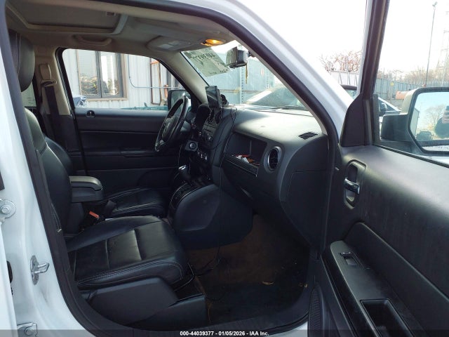 1C4NJRFB8HD100657 Jeep Patriot High Altitude 4x4
