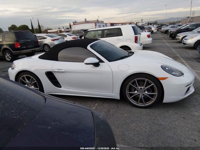 Porsche 718 Boxster 2019 WP0CA2A80KS210969 Image 13