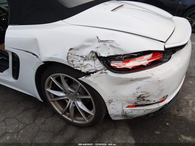 2019 PORSCHE 718 BOXSTER WP0CA2A80KS210969 Photo 5