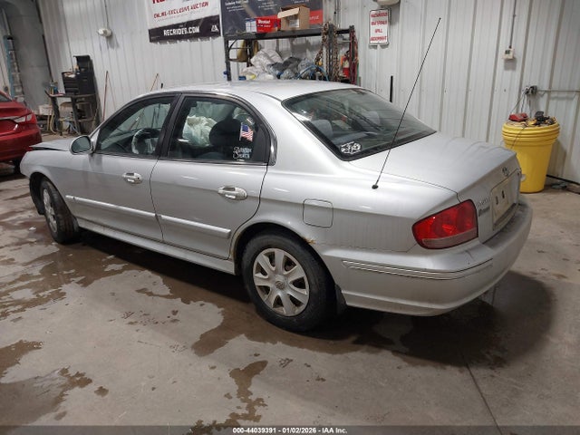 2003 HYUNDAI SONATA KMHWF25H13A874273 Photo 2