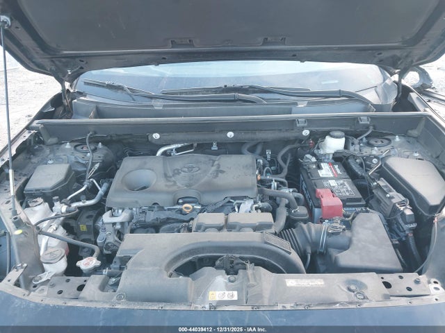 2T3G1RFV1LW088429 Toyota RAV4 LE
