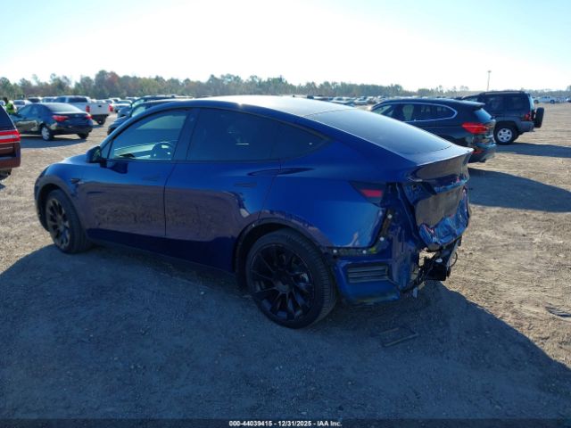 2021 TESLA MODEL Y 5YJYGDEE4MF108199 Photo 2
