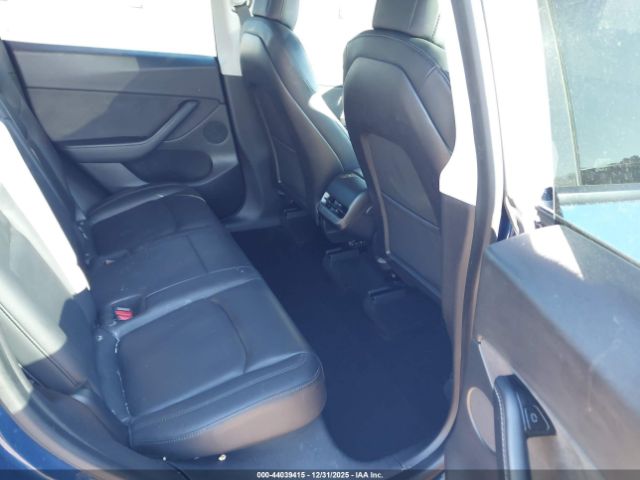 2021 TESLA MODEL Y 5YJYGDEE4MF108199 Photo 7