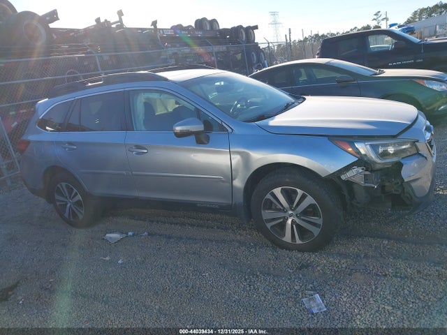 4S4BSANC8J3309447 Subaru Outback 2.5i Limited