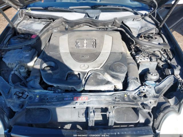 2007 MERCEDES-BENZ CLK 550 WDBTK72FX7T076267 Photo 5