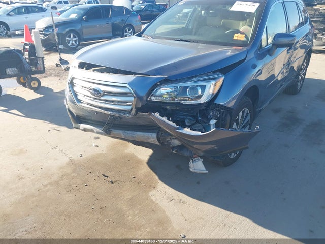 44039460 :رقم المزاد ، 4S4BSANC6H3381242 vin ، 2017 Subaru Outback 2.5i Limited مزاد بيع