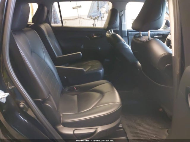 Toyota Highlander Xle 2020 5TDHZRAH4LS508975 Image 8