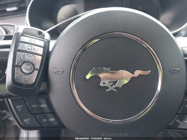 1FATP8UH2J5176873 Ford Mustang Ecoboost Premium