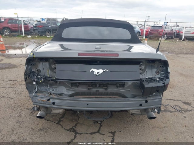 1FATP8UH2J5176873 Ford Mustang Ecoboost Premium