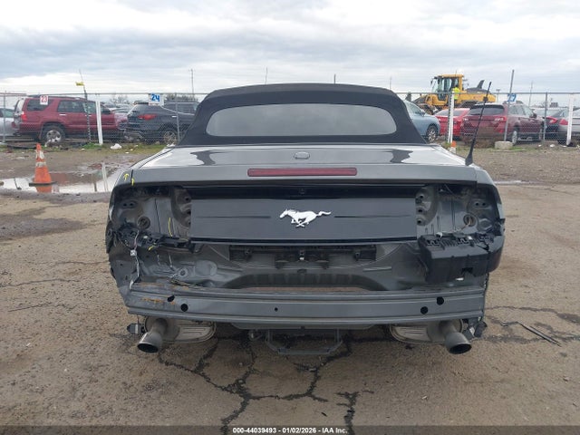 1FATP8UH2J5176873 Ford Mustang Ecoboost Premium