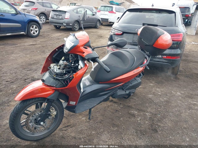 ZAPMD20U8R5000900 Piaggio Bv 400
