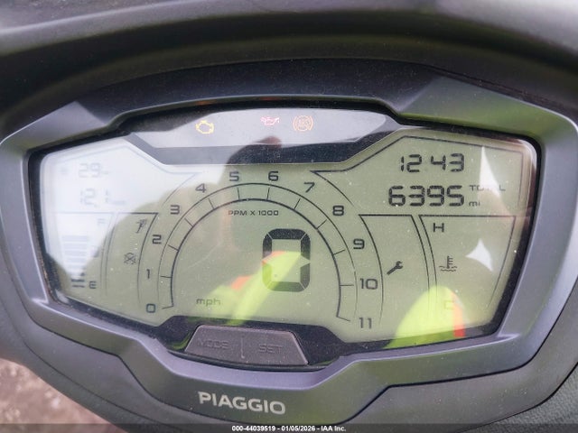 ZAPMD20U8R5000900 Piaggio Bv 400