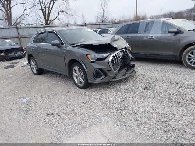 2021 AUDI Q3 WA1DECF30M1033564 Photo 0