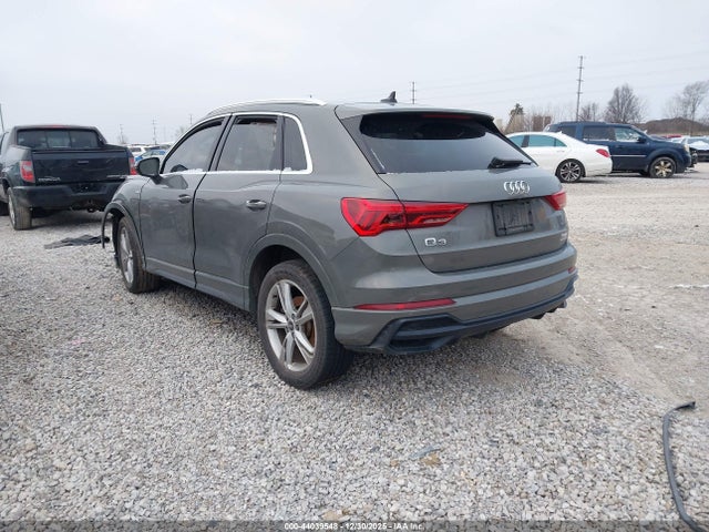 2021 AUDI Q3 WA1DECF30M1033564 Photo 2