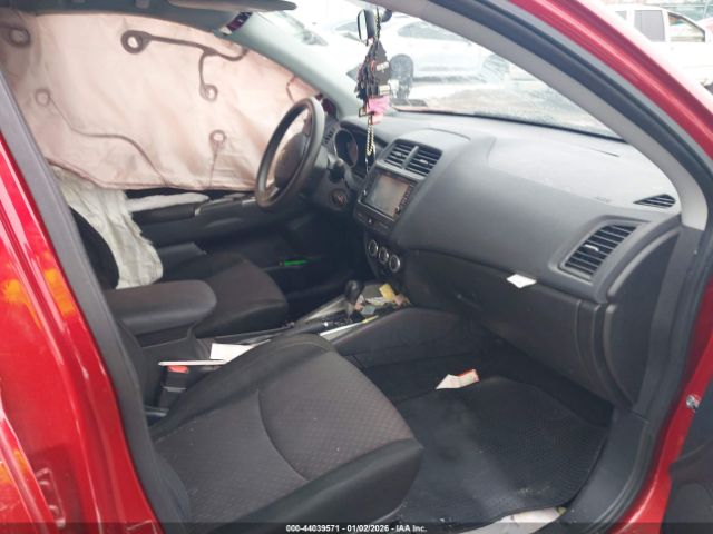 2018 MITSUBISHI OUTLANDER SPORT JA4AP3AU6JU024956 Photo 4